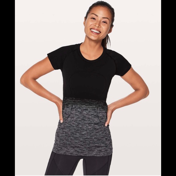 lululemon athletica Tops - Lululemon Swiftly Tech Short Sleeve Crew